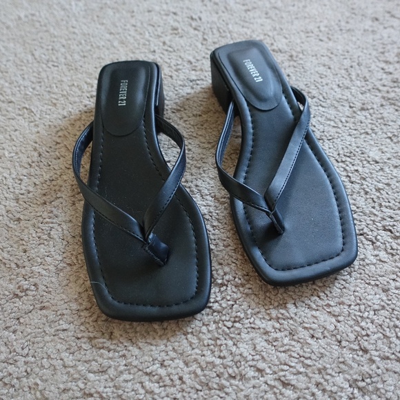Forever 21 Sandals - Picture 1 of 2